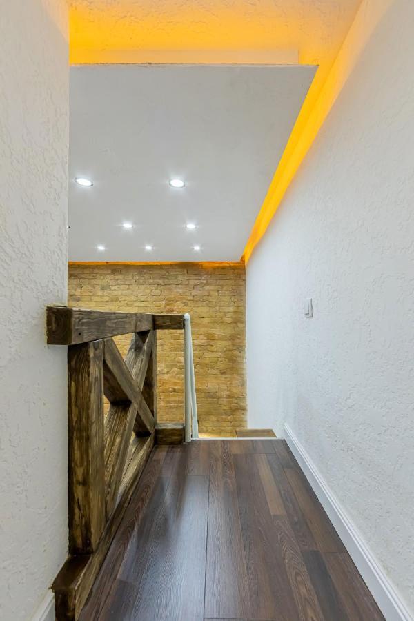 Ferienwohnung Kyiv Brown Loft Exterior foto